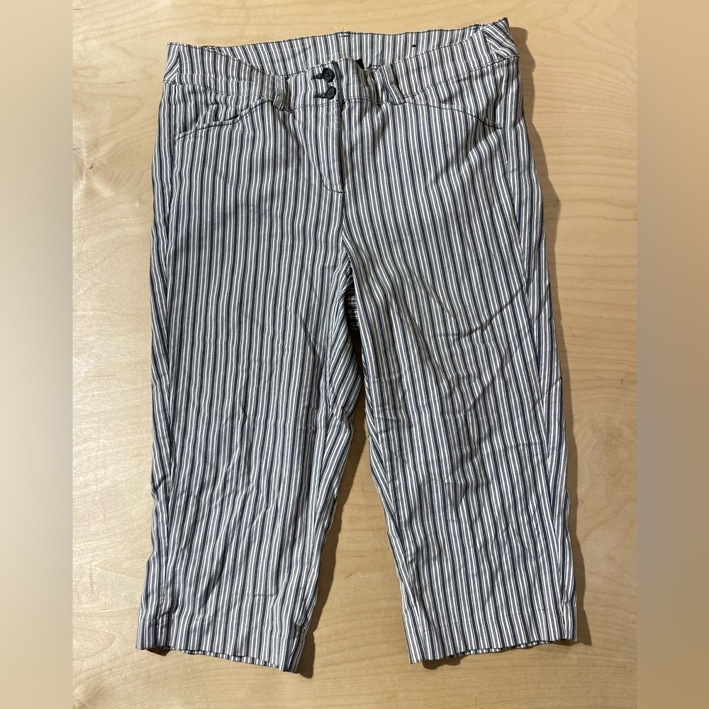 Lane Bryant Striped Black and White Cropped Pants 14 (PH)